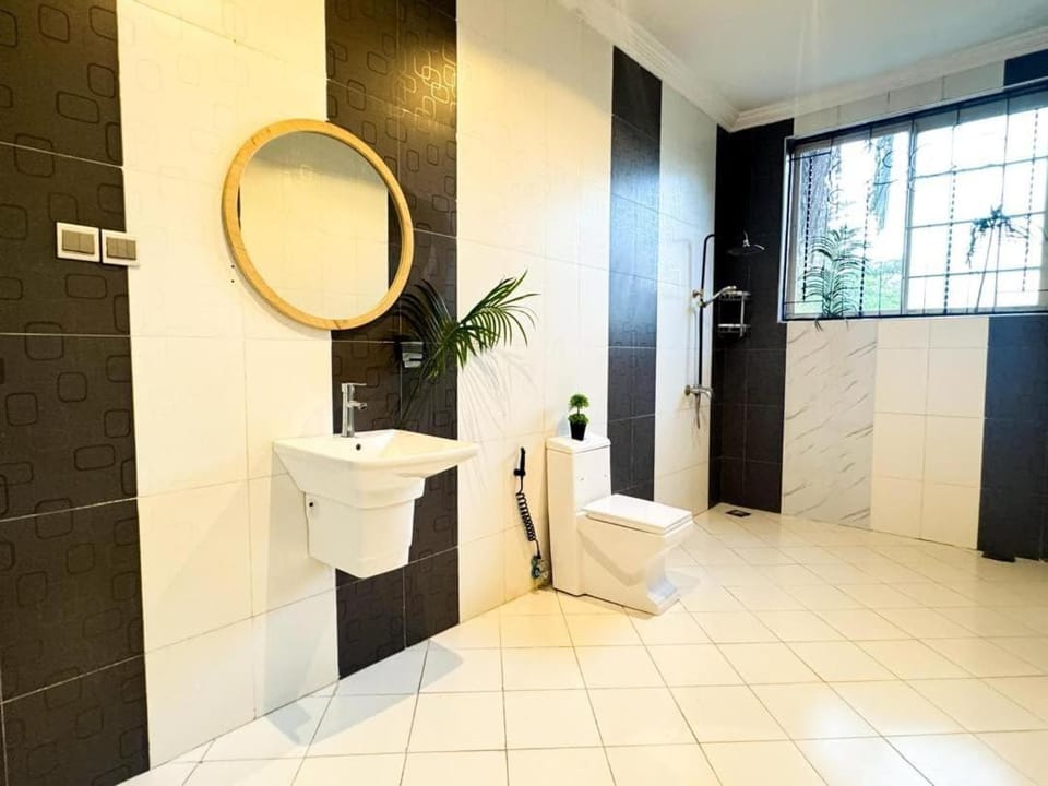 Lily cozy studio apartment with Balcony view Apartment in City of Dar es Salaam