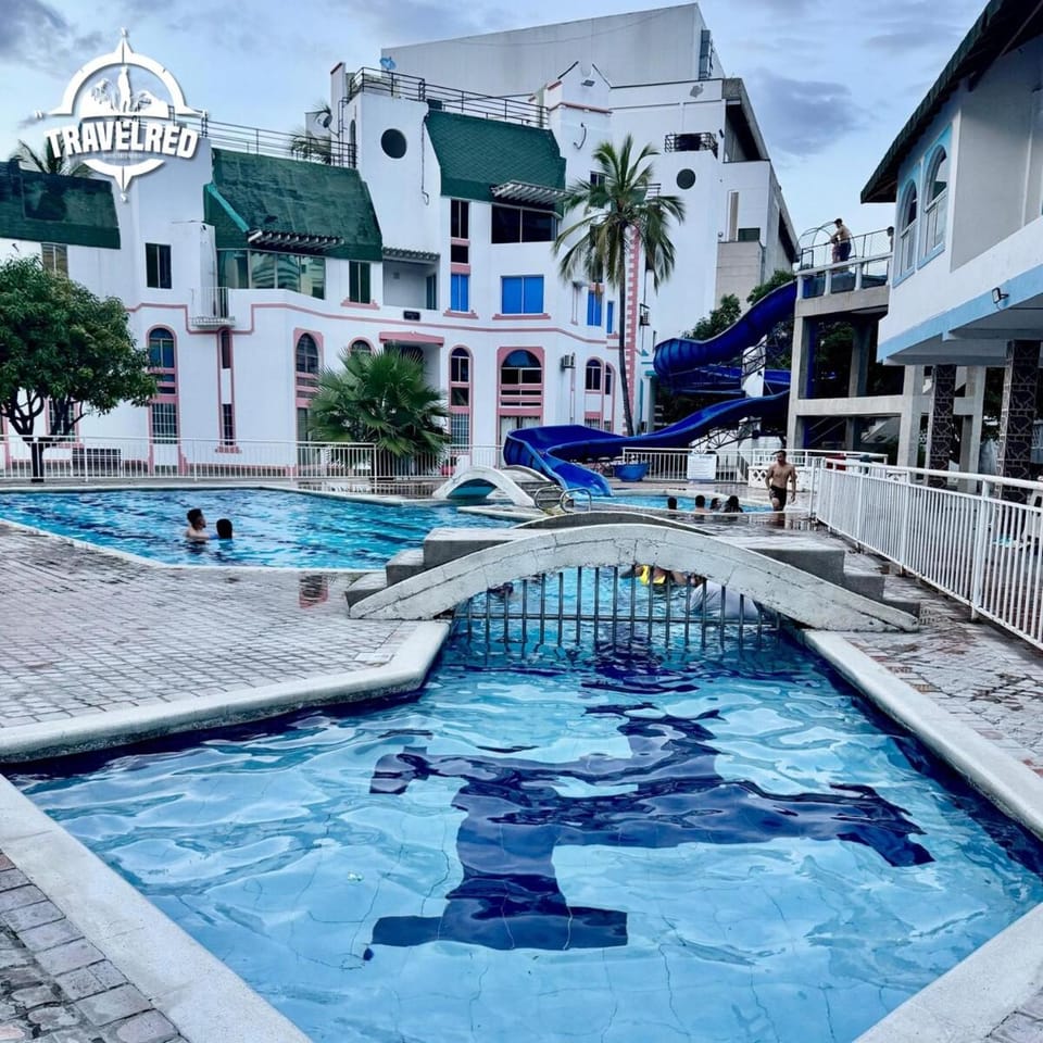 Pool view, Swimming pool