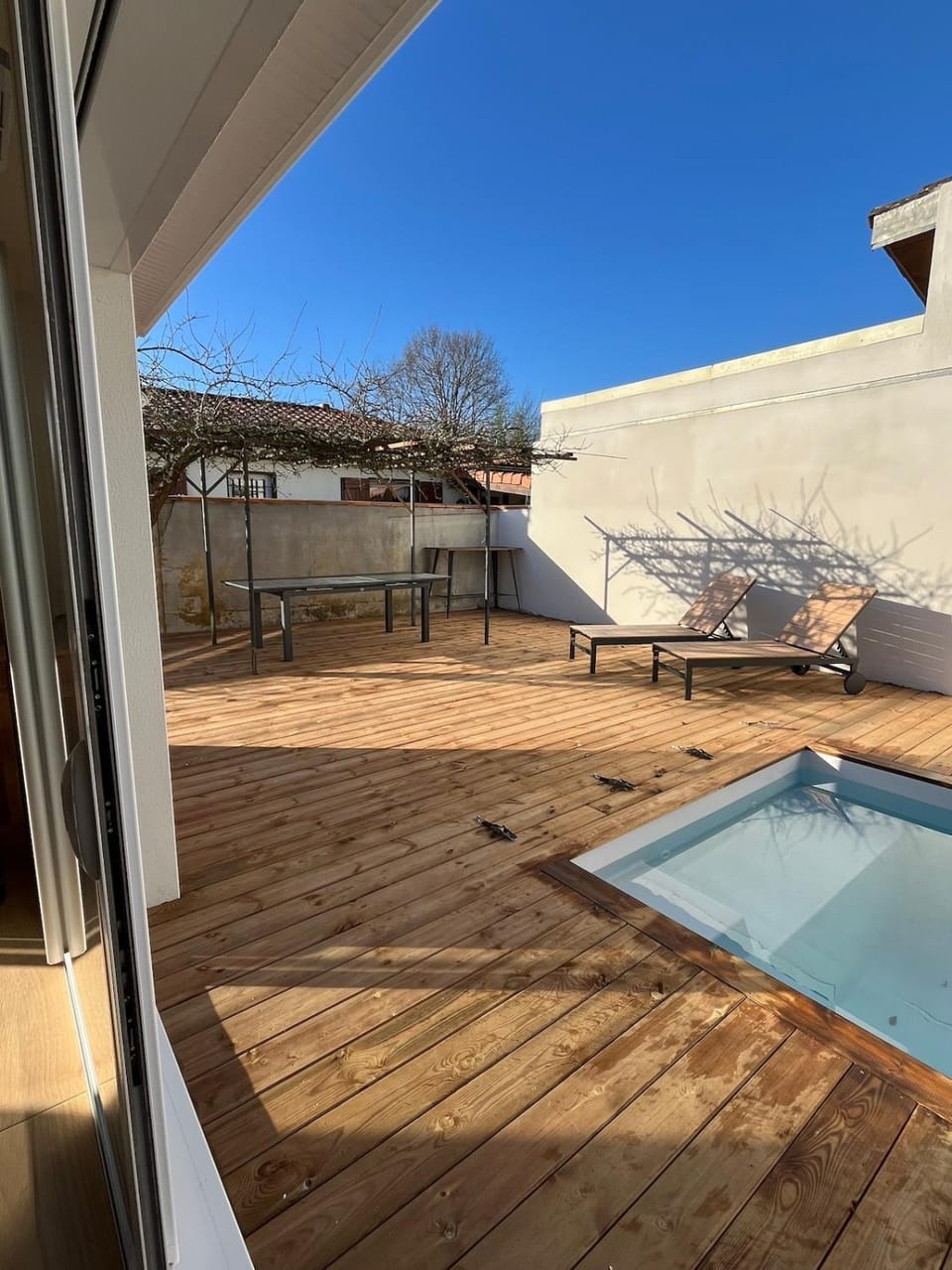 Patio, Day, View (from property/room), Balcony/Terrace, Pool view, Swimming pool, sunbed