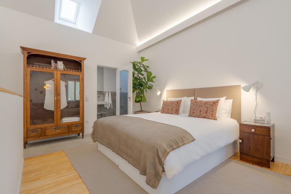 Living room, Bedroom