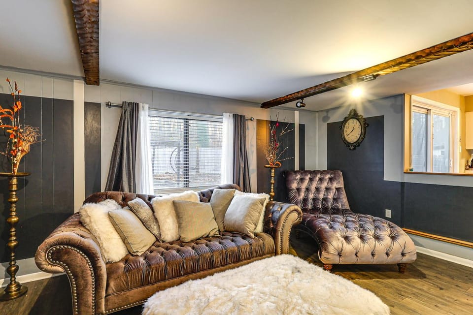 Dover Home Base: 3 Mi to Motor Speedway! House in Dover