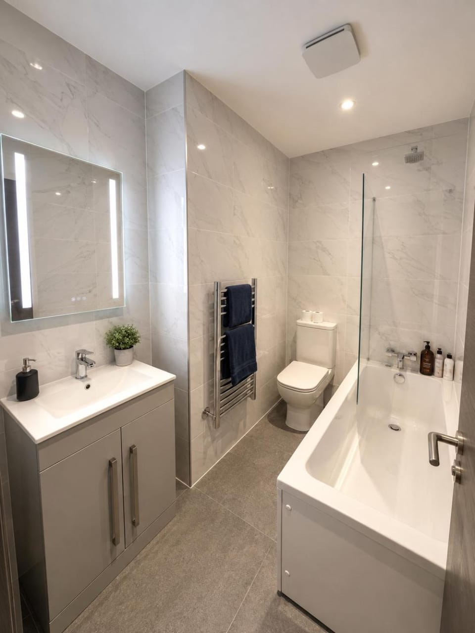 Shower, Toilet, Bathroom