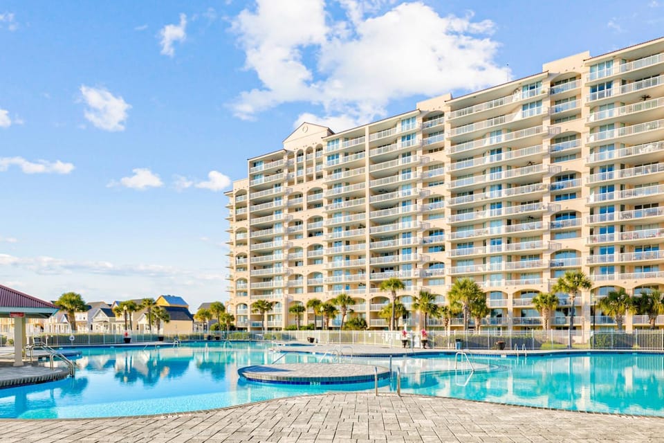 River Crossing at Barefoot 125 Apartment in North Myrtle Beach