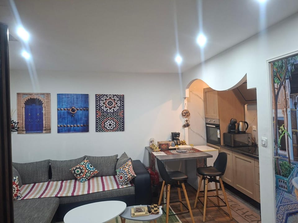 Lille Flandre Apartment in Lille