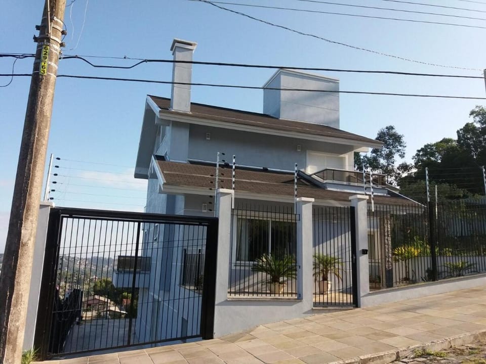 Casa de Alto Padrão Villa in Bento Gonçalves