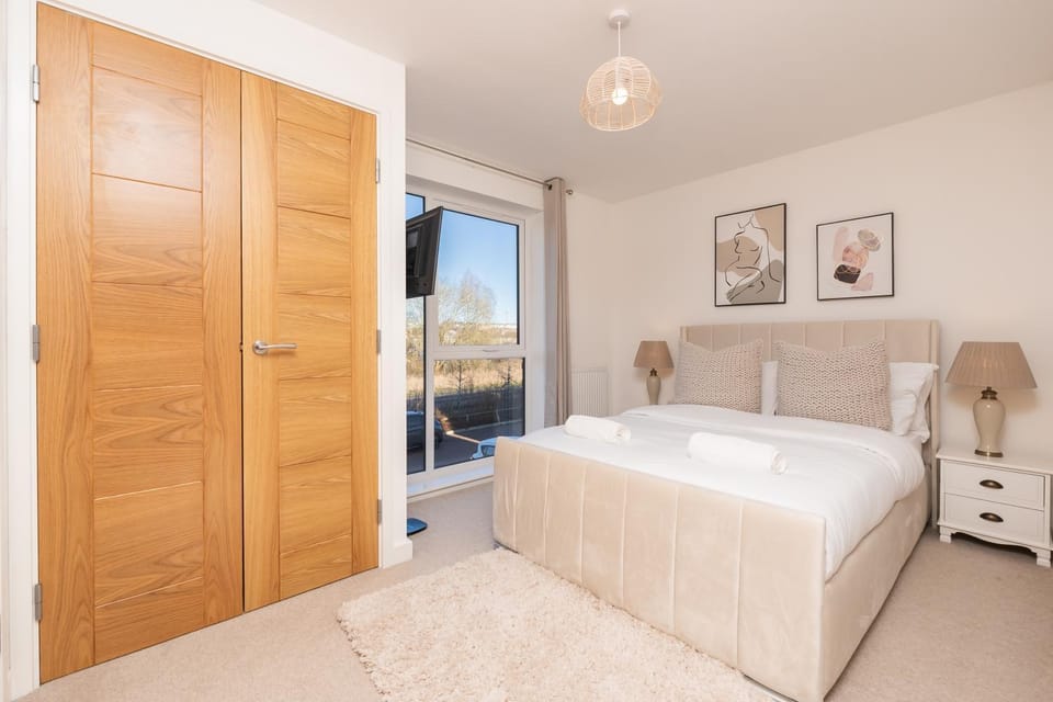 Pure Ashton by Artsy House in Bristol