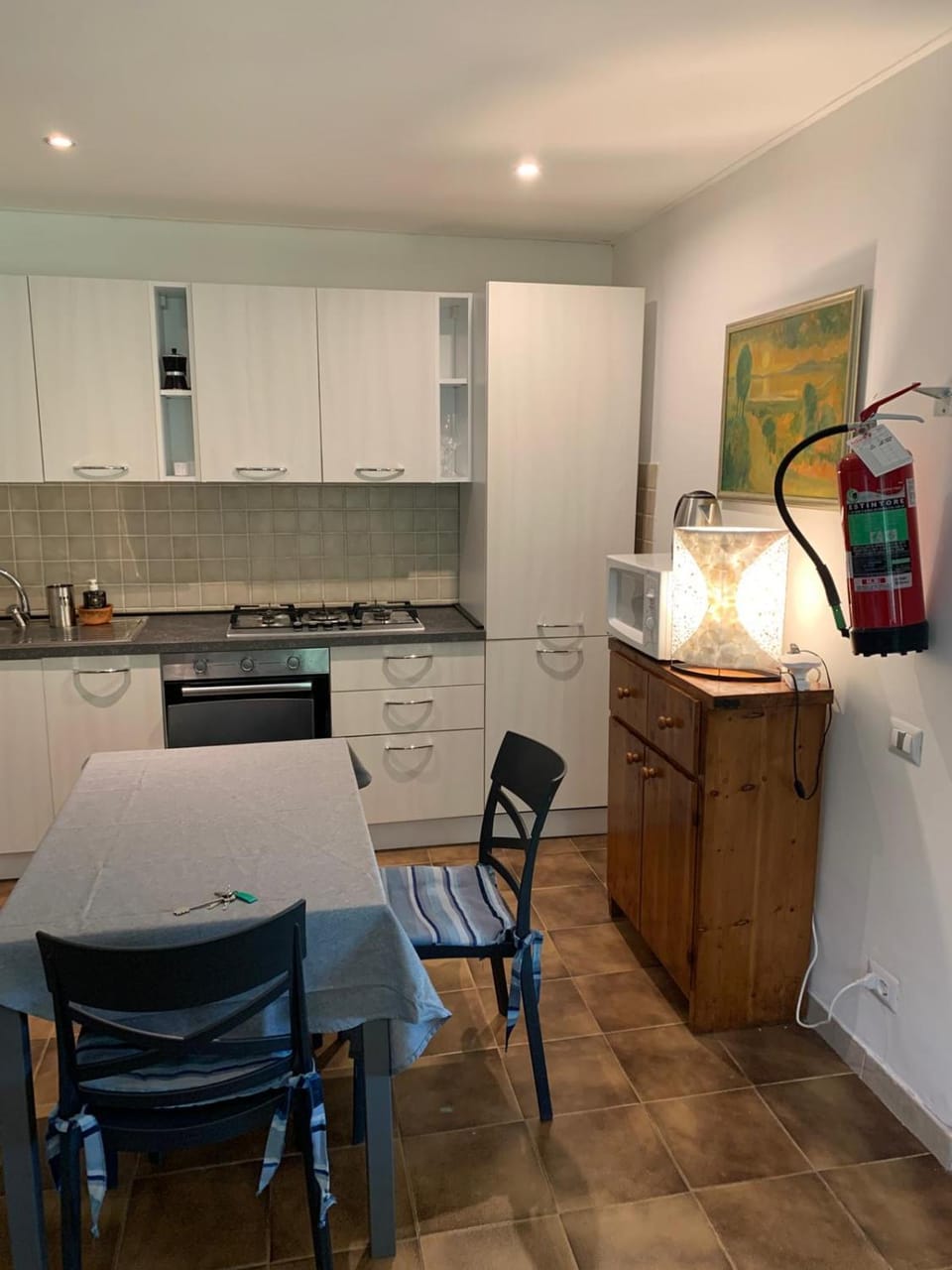 Kitchen or kitchenette