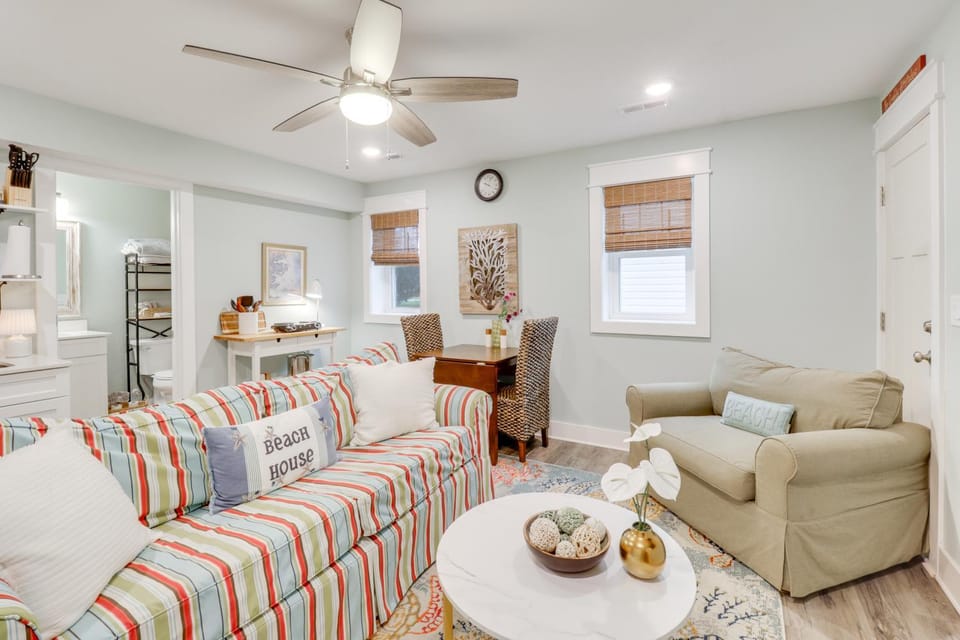 Walk to Beach: Apt w/ Private Hot Tub! Apartment in Kill Devil Hills