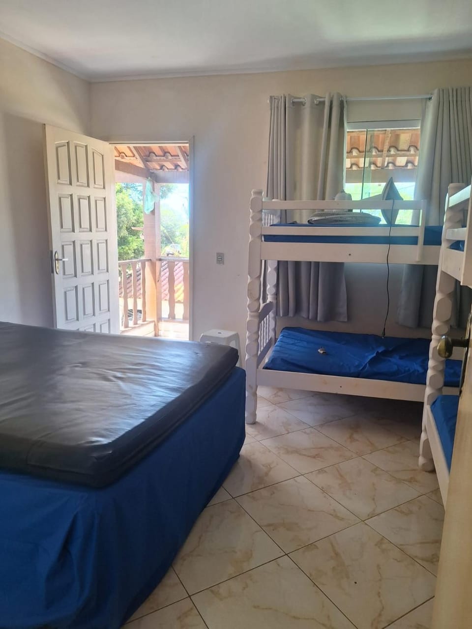 Bed, Balcony/Terrace, Photo of the whole room, Bedroom, bunk bed