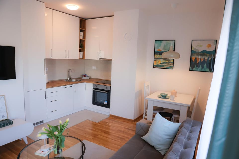 Kitchen or kitchenette, Living room