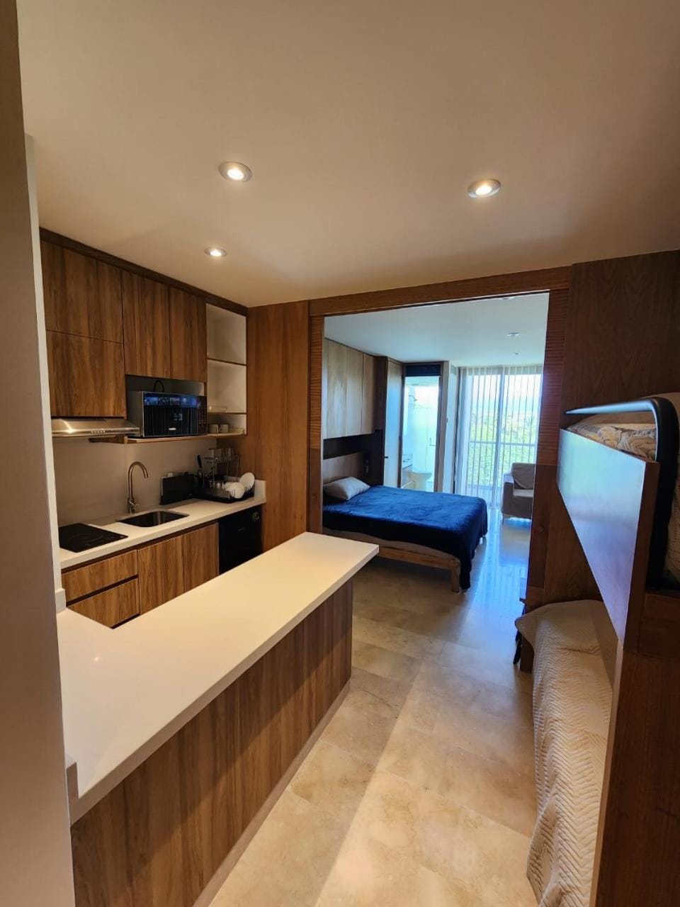 Bedroom, kitchen