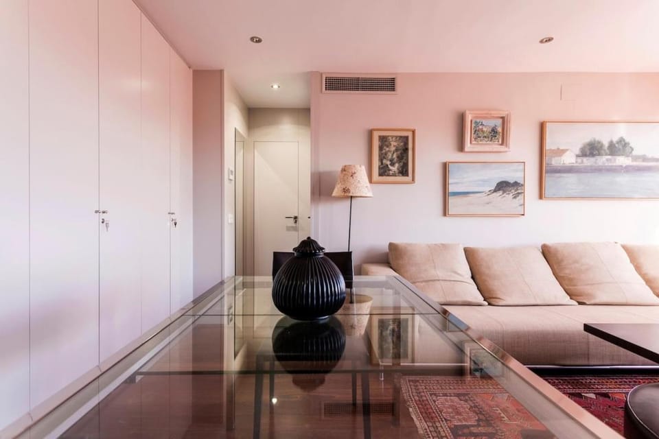 Living room, Seating area, air conditioner