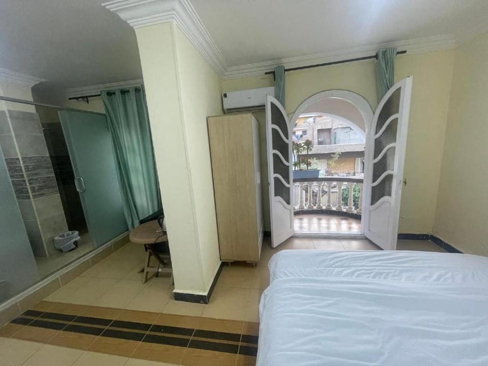 Bed, View (from property/room), Balcony/Terrace, Photo of the whole room, Bedroom