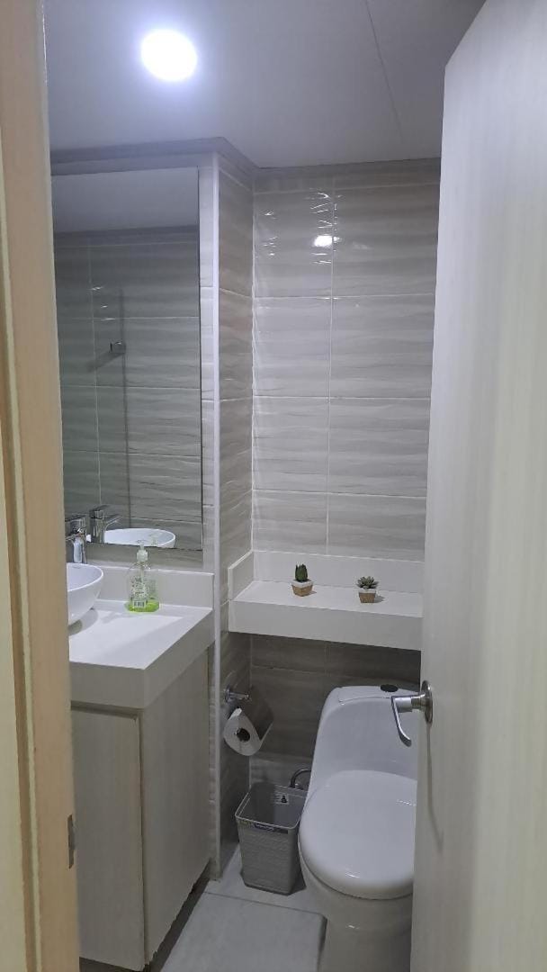 amplio y comodo apartamento Apartment in Medellin