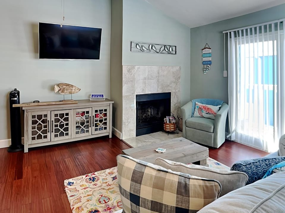 Palms at Cove View 212 - Blissful Thinking Apartment in Galveston Island