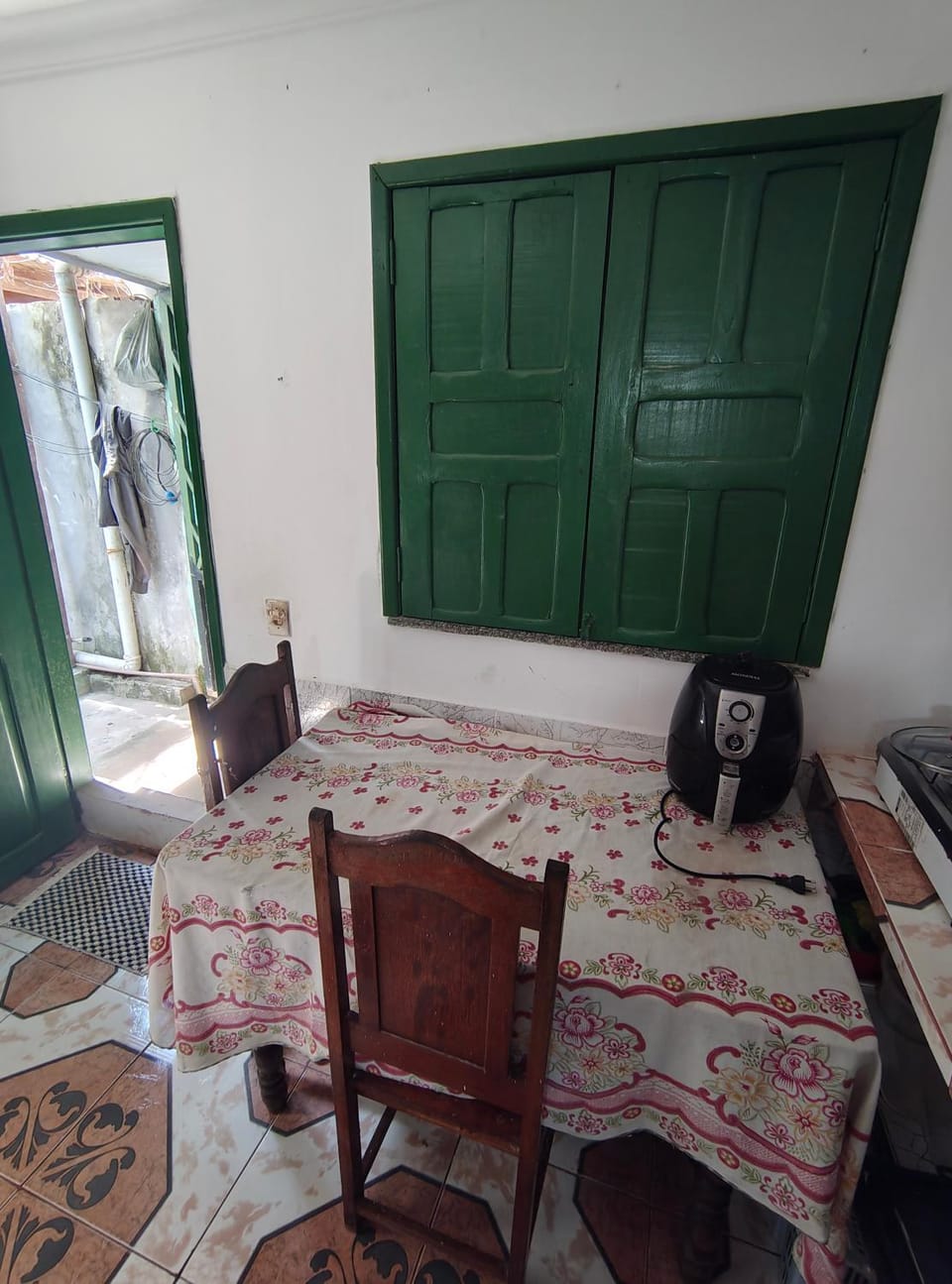 Casa período da COP 30 em Belém com comidas regionais para degustação e 15 min de carro até o parque da cidade Bed and Breakfast in Belém
