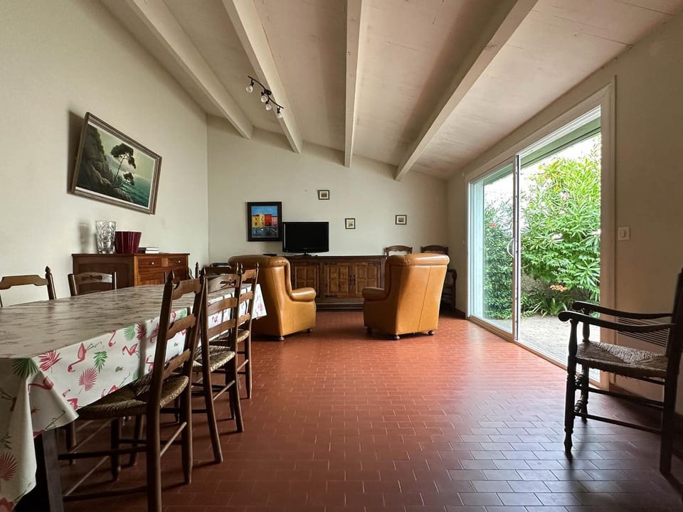 Maison vacances 3 chambres pour 6 pers. proche mer - FR-1-705-92 House in Les Mathes