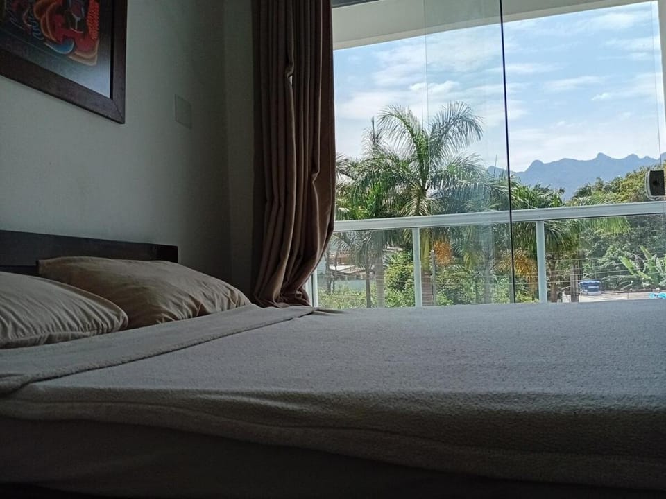 Bed, Natural landscape, View (from property/room), Balcony/Terrace, Bedroom, Mountain view