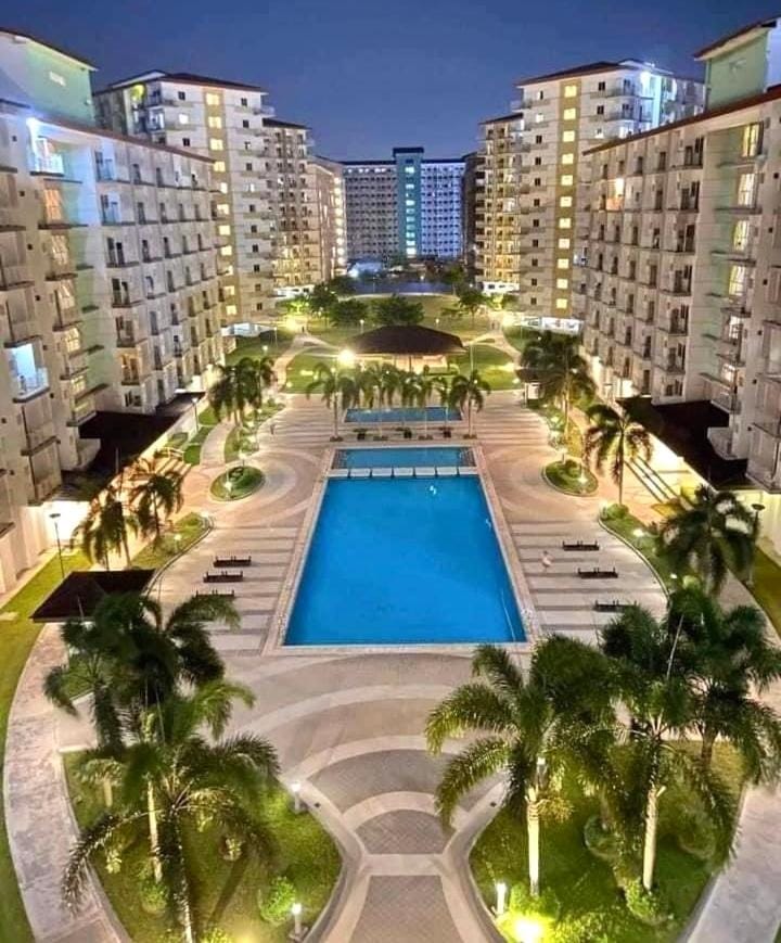 Field Residences Condominium Hotel in Las Pinas