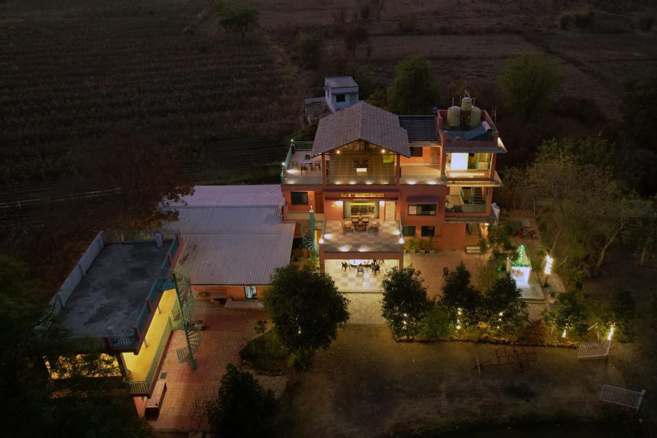 Property building, Night, Bird's eye view