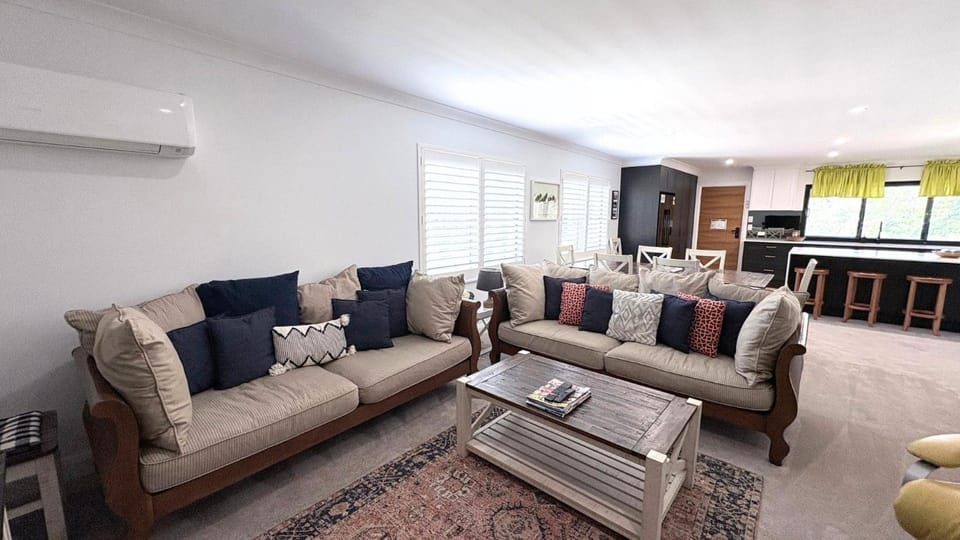 Best on Boronia - steps from downtown Sawtell Apartment in Middle Arm