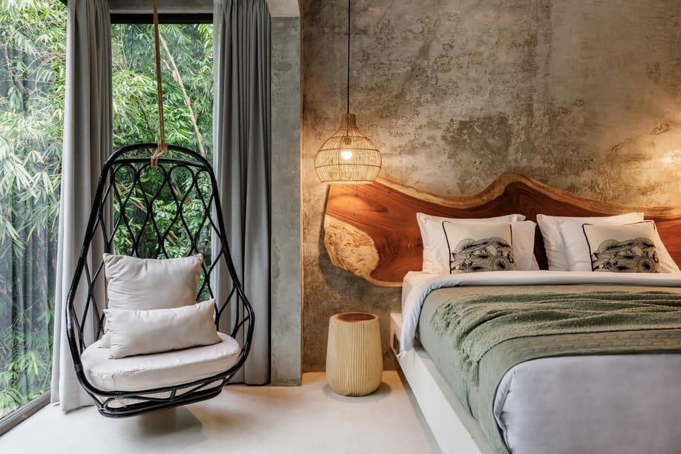 Seating area, Bedroom