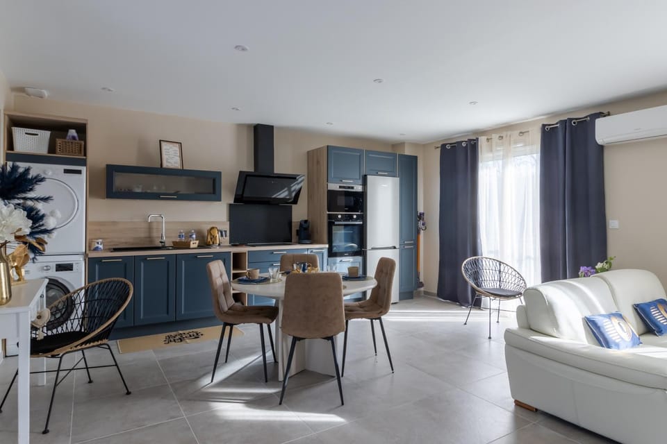 Property building, Living room