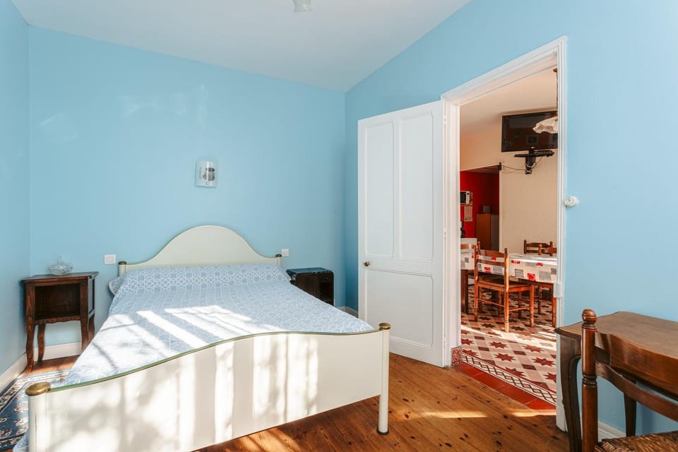 Living room, Bedroom