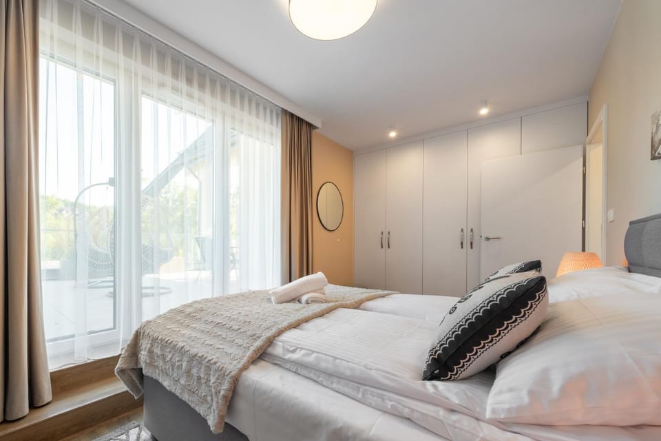 Bed, Photo of the whole room, Bedroom, towels, wardrobe