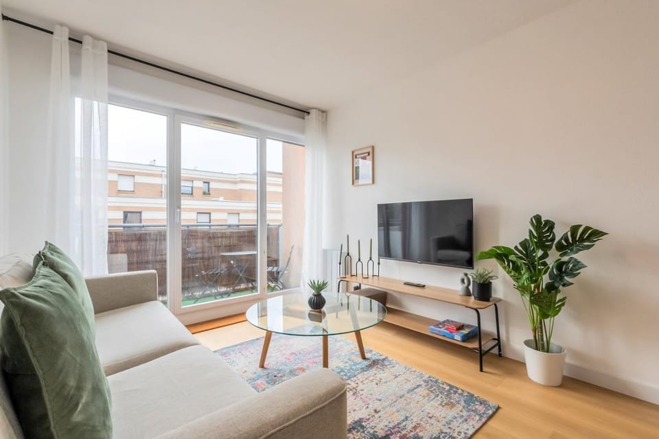 Appartement une chambre avec parking et balcons Apartment in Hauts-de-France