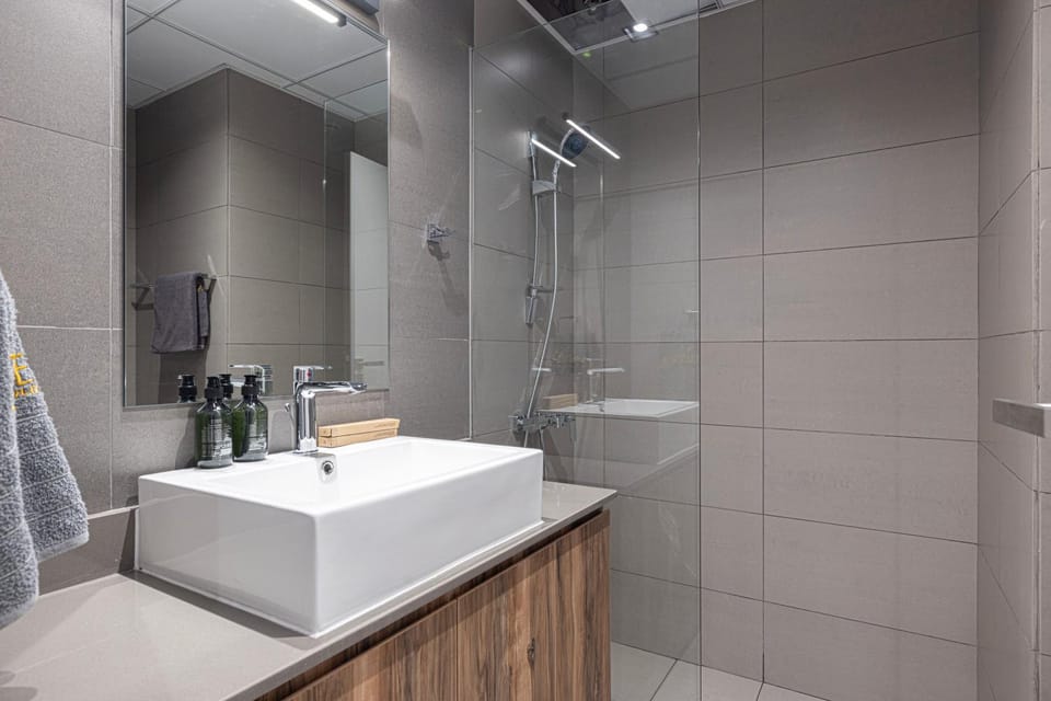 1BR Wanderlust Apartment by Blue Cloud Holidays Apartment in Al Sharjah