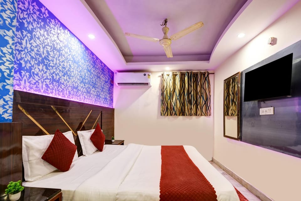 Communal lounge/ TV room, TV and multimedia, Bedroom