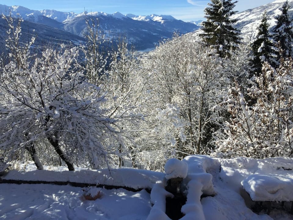 Le Mouton Rouge - Superbe appartement avec terrasse House in Bourg-Saint-Maurice