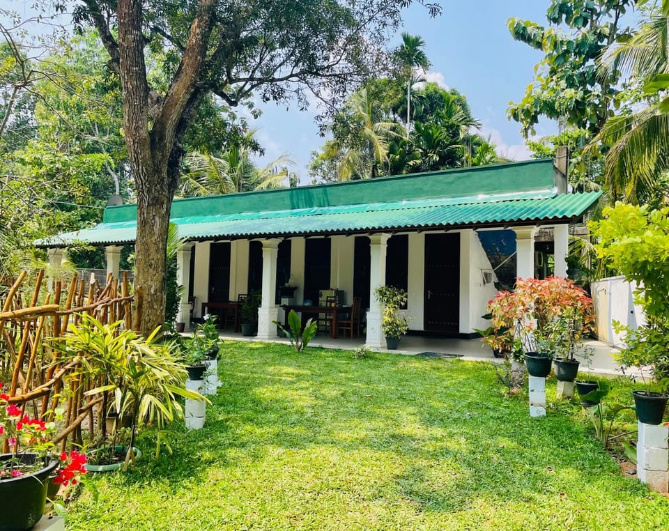 Goldon Nature Villa Bed and Breakfast in Southern Province