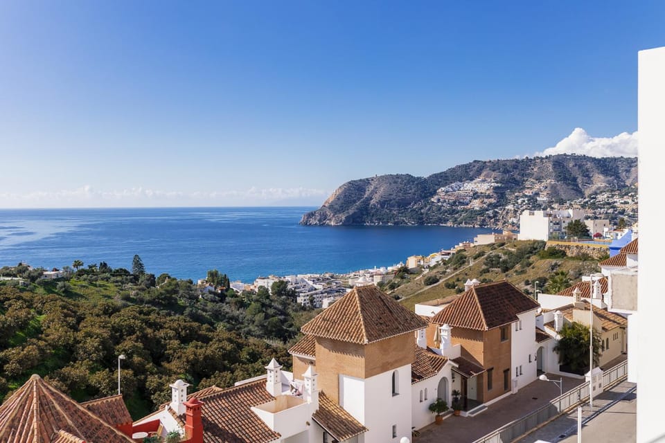 Neighbourhood, Sea view