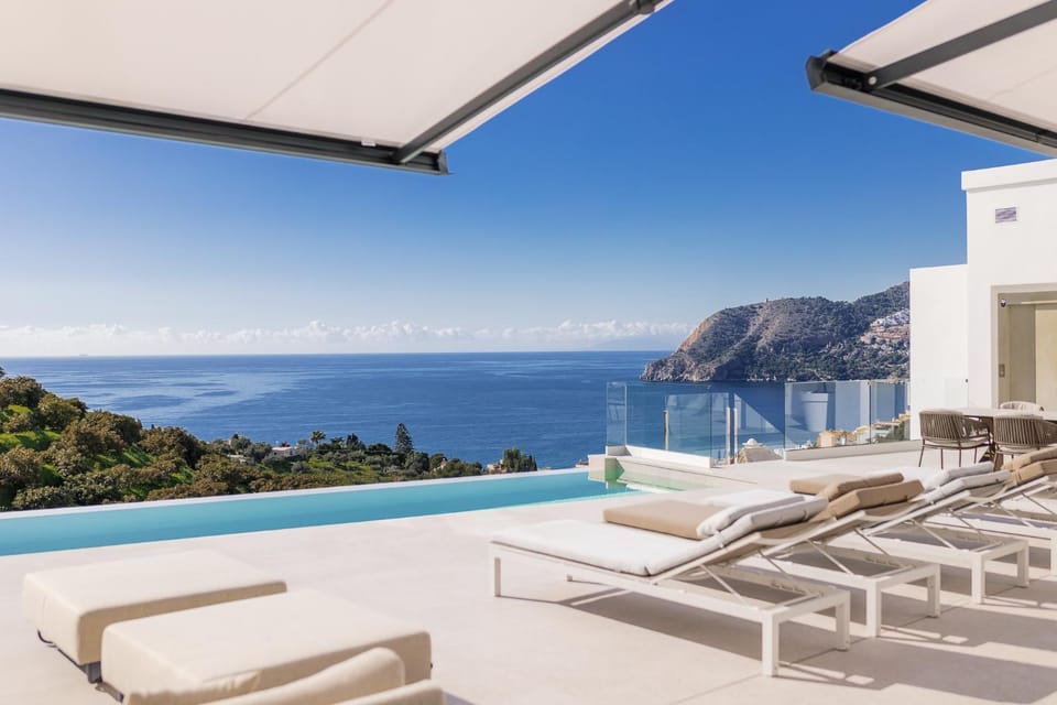 Balcony/Terrace, Pool view