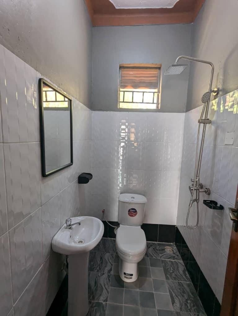 D&K accommodations an 1 Apartment in Uganda