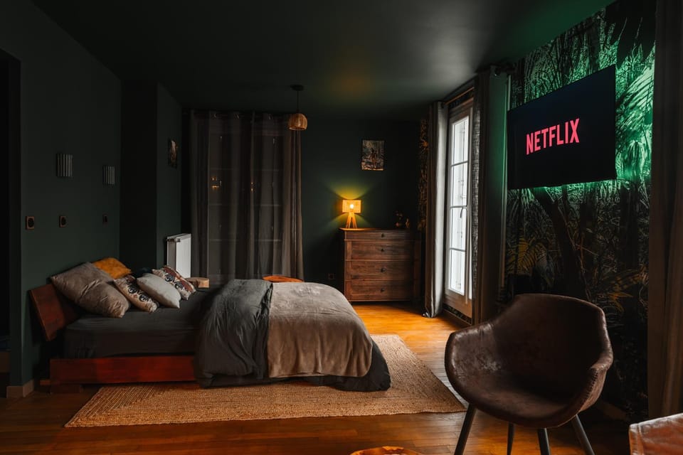 Suite Amazonie de luxe avec balnéo Apartment in Le Havre