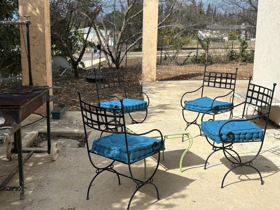 סאבלט בגבעה House in North District