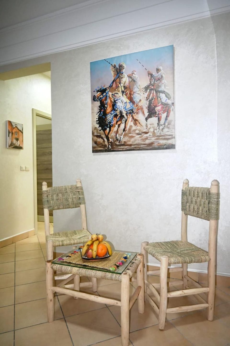 Decorative detail, Seating area, Dining area, Food