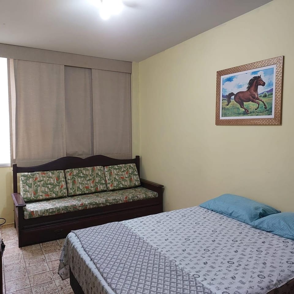 Guarujá-Pitangueiras-Quarto Privativo em apto compartilhado Vacation rental in State of São Paulo