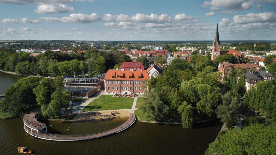 Off site, Bird's eye view, City view, Lake view, Landmark view