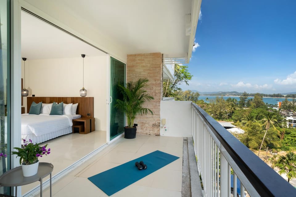 3BR Suite Surin Beach Phuket - Near 2 beaches Apartment hotel in Choeng Thale