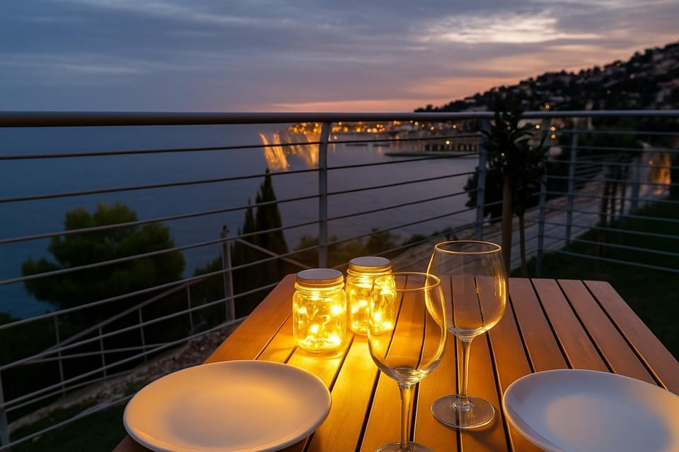 Night, View (from property/room), Decorative detail, River view