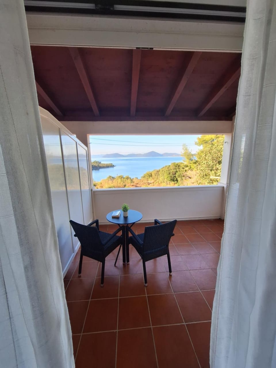 View (from property/room), Balcony/Terrace, Dining area, Sea view