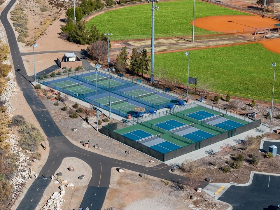 Villa #15 at Bloomington Country Club Dog-Friendly townhouse House in St George