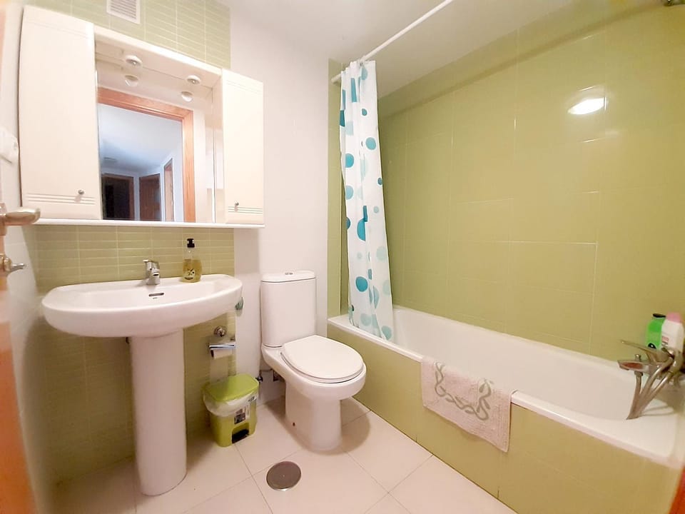 Bathroom, Bath