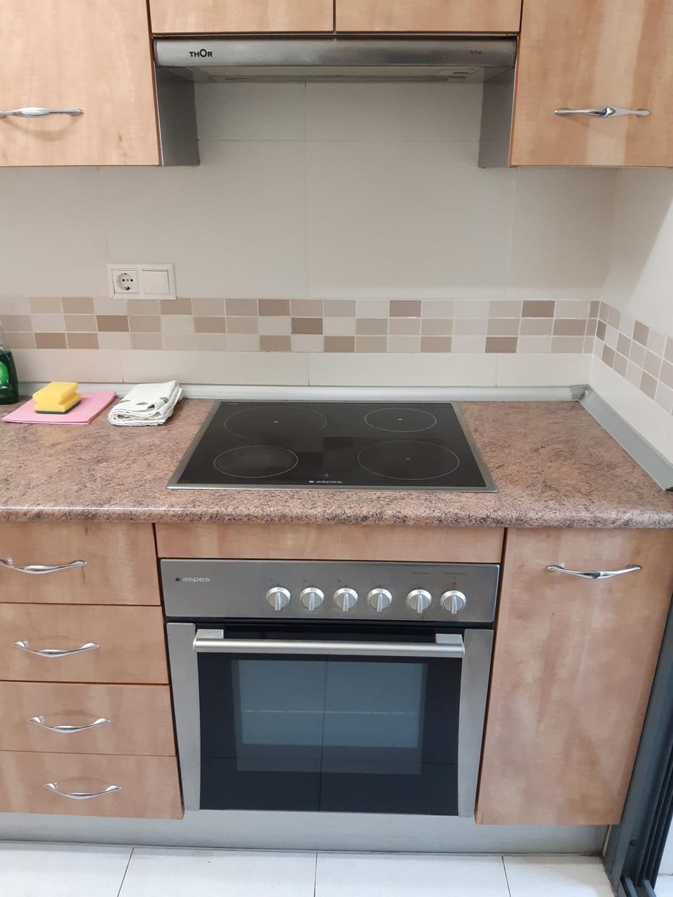 oven, kitchen