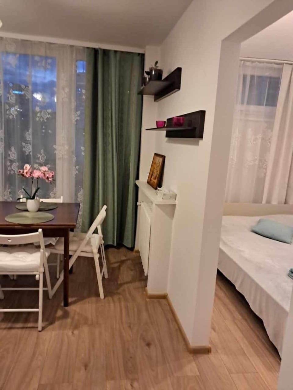 Pereca 2, air conditioning, parking Apartment in Warsaw