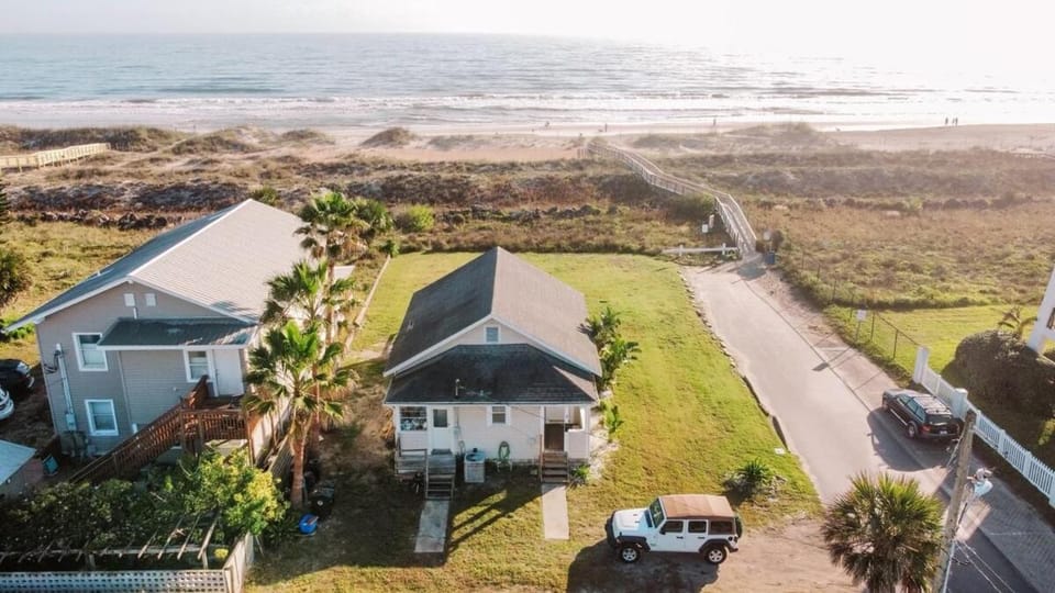 Sun & Fun Oceanfront Saint Augustine Beach! House in Saint Augustine Beach